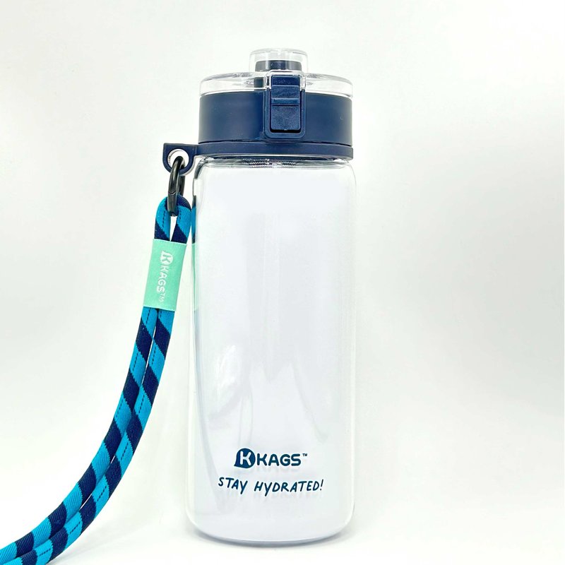 AQUARECHARGE 系列 Tritan 600毫升水壶连弹力斜背带 - 午夜蓝 - 水瓶/水壶 - 塑料 蓝色