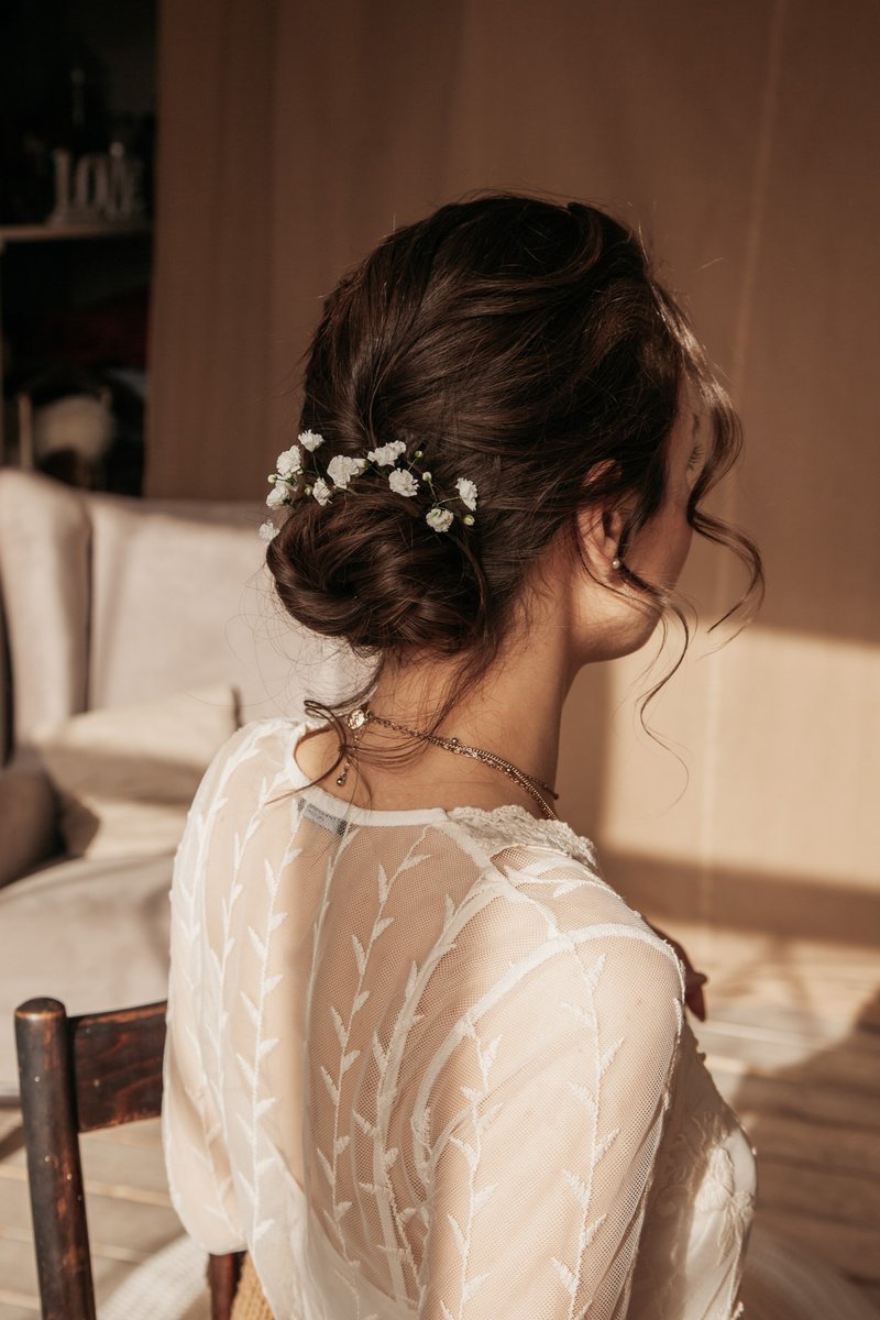 Babys breath hairpins with white gypsophila for wedding. Rustic floral headpiece - 发饰 - 其他材质 白色
