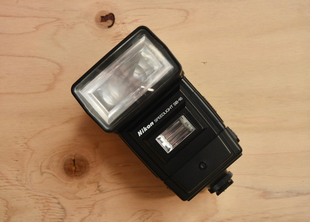 【经典古物】NIKON SPEEDLIGHT SB-16 sb16 尼康 闪光灯 底片相机 - 相机 - 其他材质 