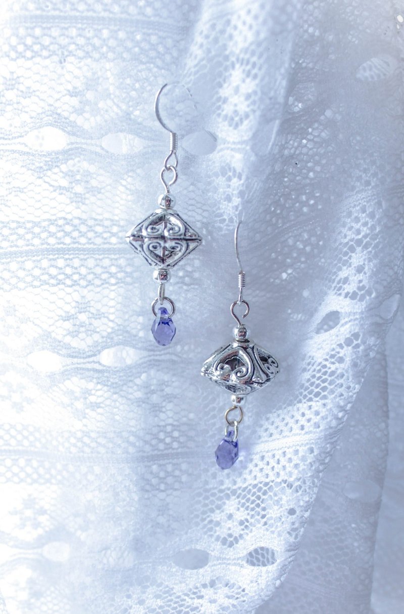 *弥露娜物语*古银灯 耳针/耳夹 - 耳环/耳夹 - 其他金属 蓝色