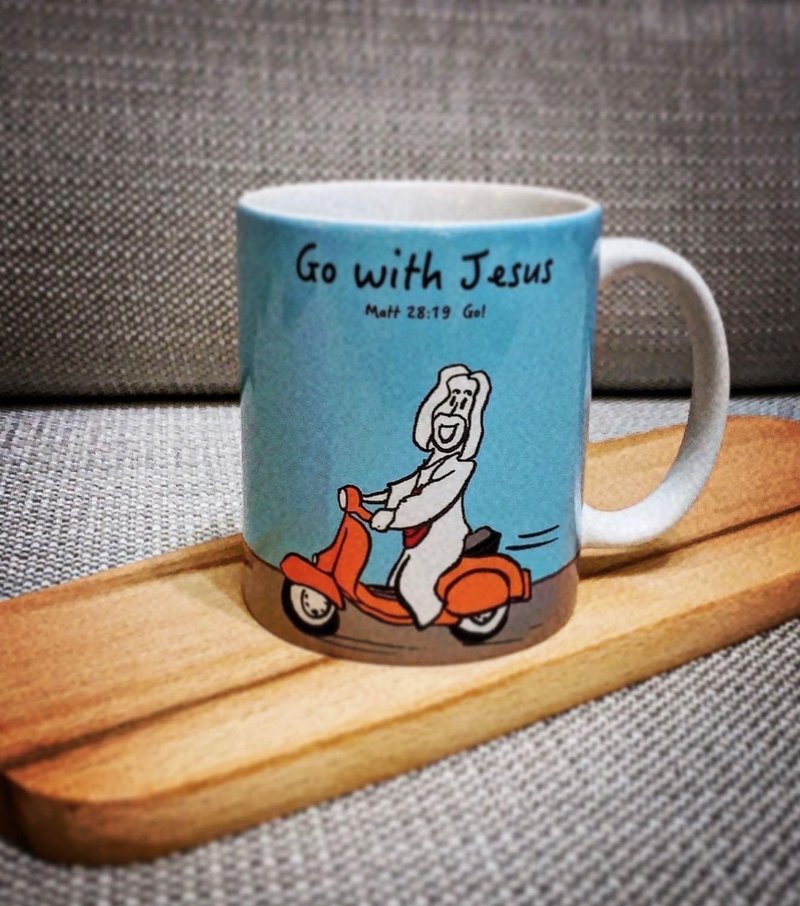 Go with Jesus马克杯 手绘插画风格 原创Q版 咖啡杯 - 咖啡杯/马克杯 - 陶 