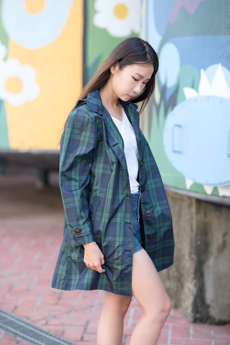 Unni时尚方块防水风衣 雨衣  raincoat  雨风衣 防风 防拨水 遮曬 - 女装休闲/机能外套 - 防水材质 蓝色