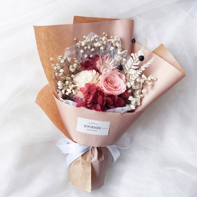 journee 温柔裸粉永生玫瑰花束 干燥花束 满天星 粉玫瑰 - 干燥花/捧花 - 植物．花 粉红色