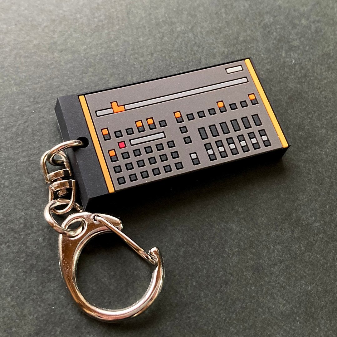 Keychain Rhythm Machine Rubber Keychain 04 PCM RhythmMachine - 钥匙链/钥匙包 - 其他材质 咖啡色