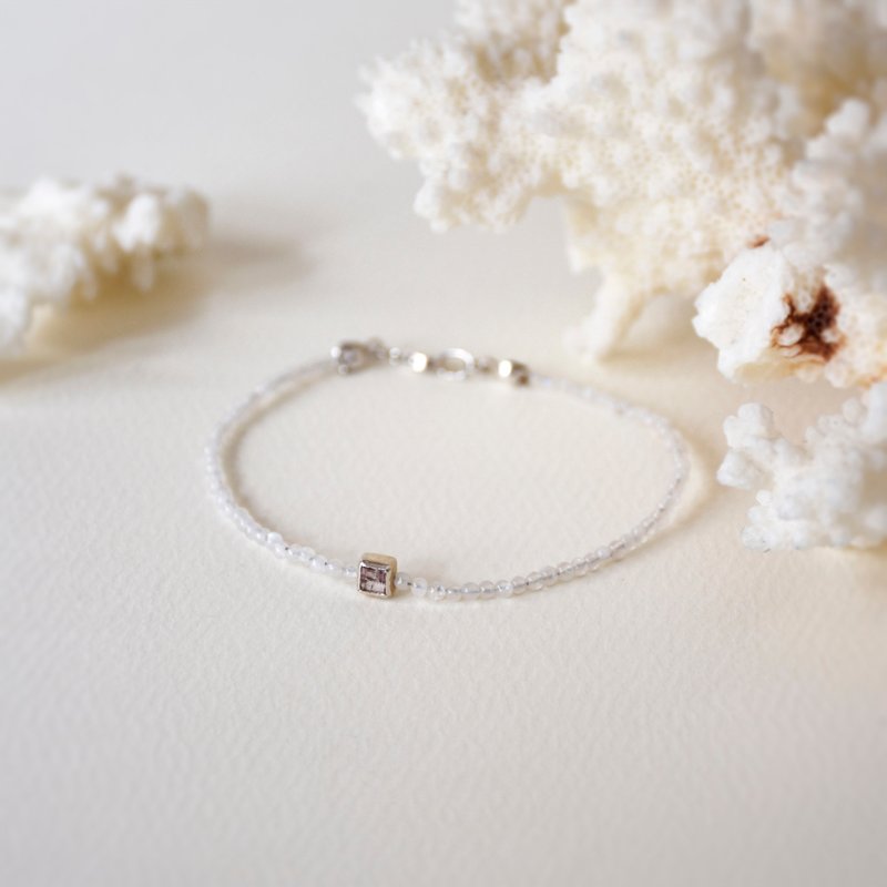 简约粉红色电气石吊坠配月光石手链 //碧玺//万花筒//十月份生日 - 手链/手环 - 宝石 粉红色