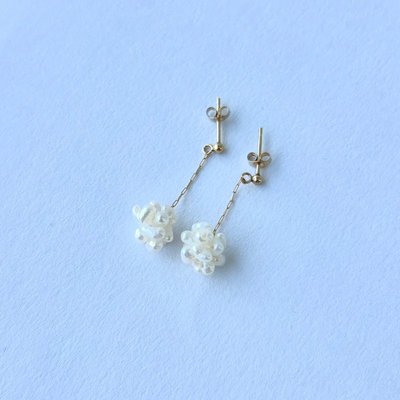 巴洛克 淡水珍珠 花球 耳环  14KGF - 耳环/耳夹 - 珍珠 白色