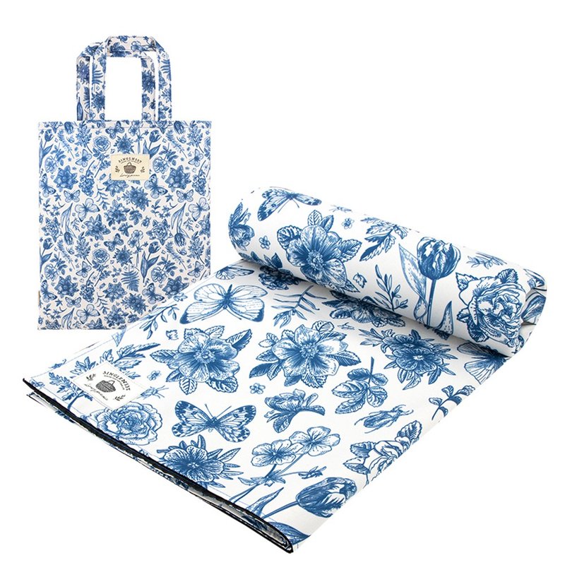 防泼水户外露营野餐垫(附赠同款收纳袋) 蓝色复古印花 台湾制 - 野餐垫 - 防水材质 