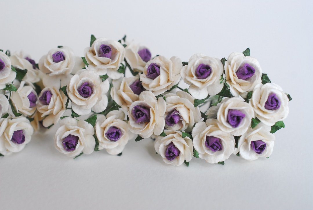 Paper Flower, 100 pieces DIY supplies rose size 1.5 cm., white purple color. - 其他 - 纸 紫色