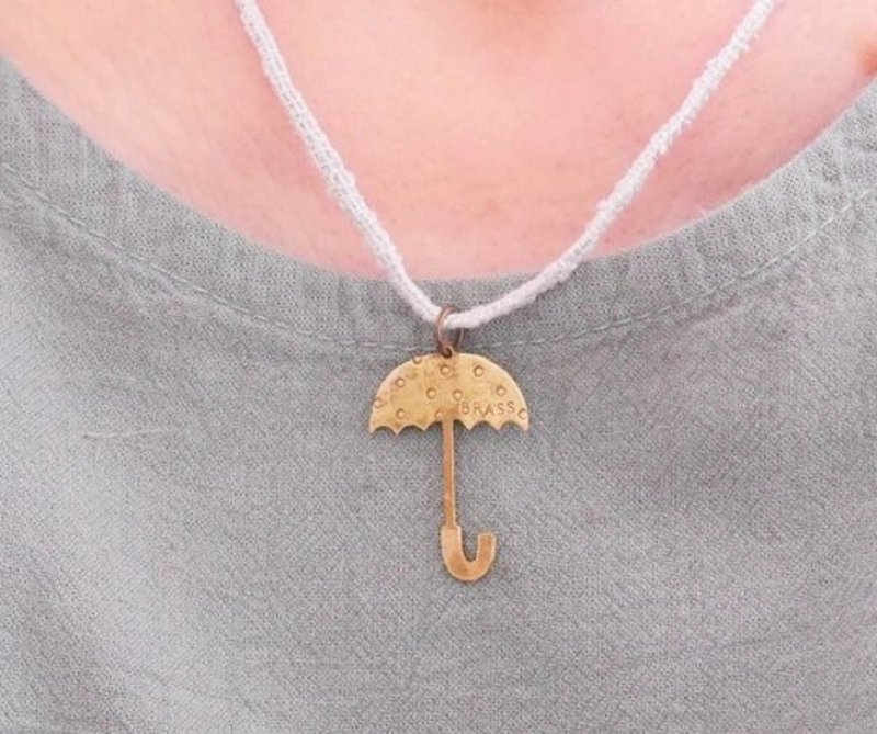 伞造型 丝线颈绳项链 订制商品 可从 16 种颈绳颜色中挑选 - 项链 - 铜/黄铜 金色