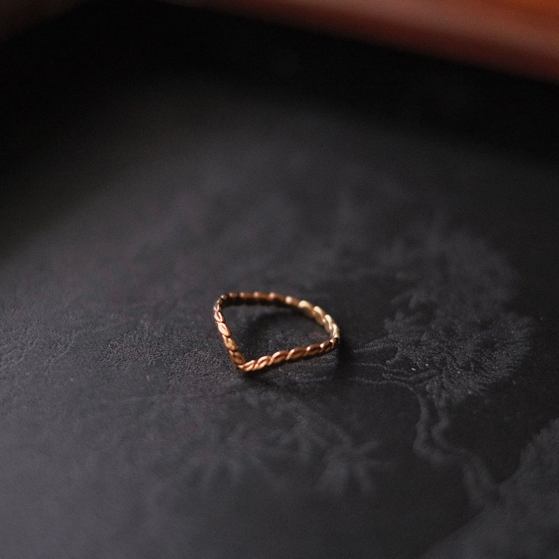 Emerald Gift。拈翠-法国制18K包金戒指-绝版 - 戒指 - 玉石 金色