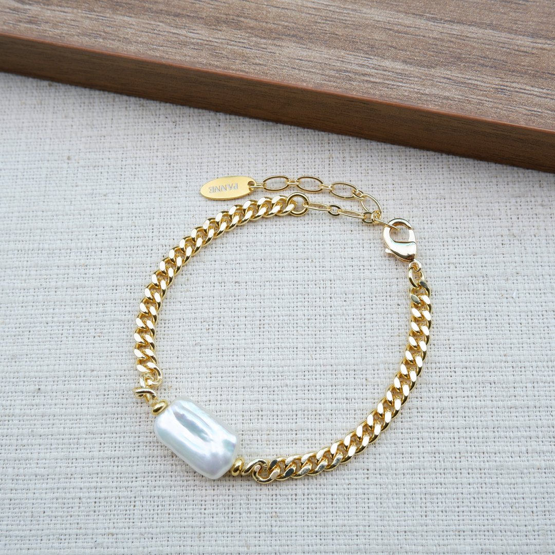 Rectangle Pearl Bracelet - 手链/手环 - 珍珠 金色