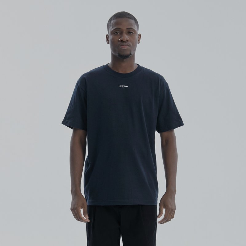 DYCTEAM -  LOGO TEE (DB) - 中性连帽卫衣/T 恤 - 棉．麻 蓝色