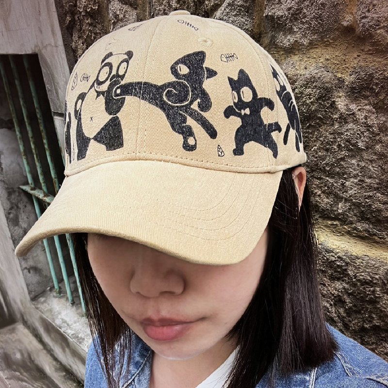 【CaTwo猫2 | 独家】手绘帽 双向奔赴系列 棒球帽 鸭舌帽 老帽 棕 - 帽子 - 棉．麻 咖啡色