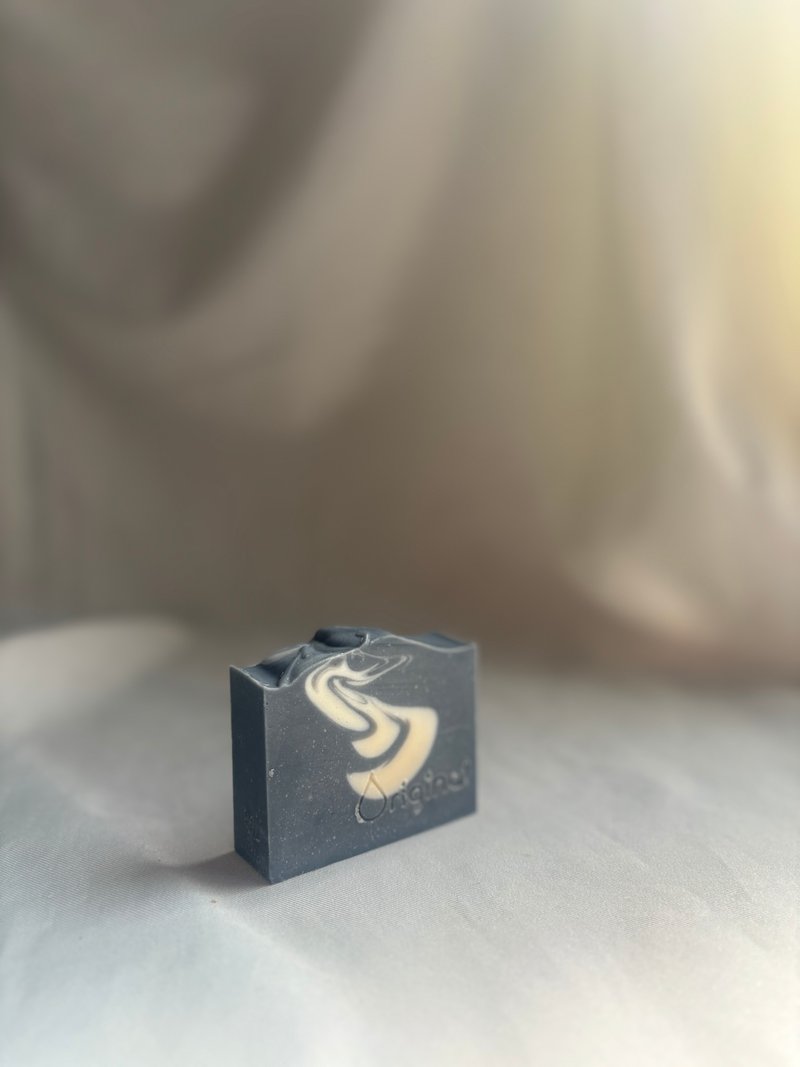 | 薄荷。备长碳 | 深层清洁去油 - 脸部清洁/卸妆用品 - 环保材料 黑色