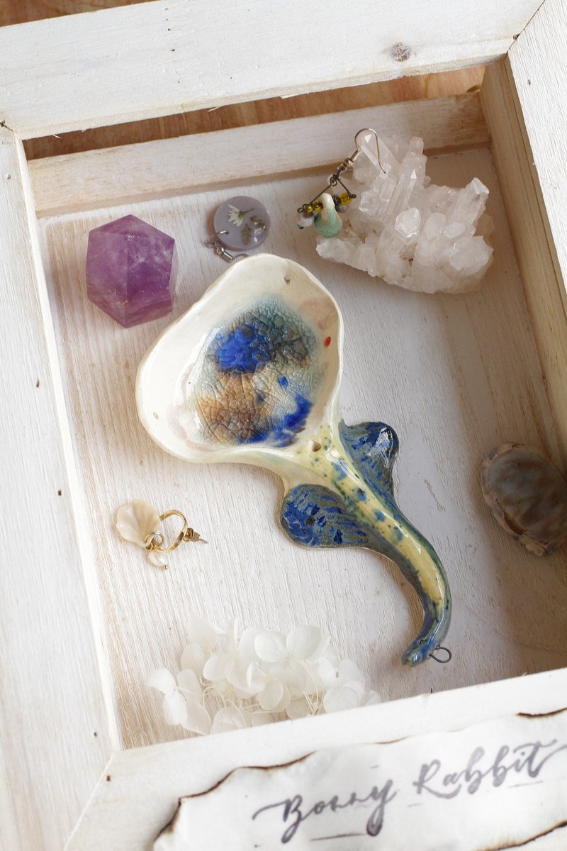 纯手工捏制陶瓷小花烛台/吊饰/茶包盘5 - 蜡烛/烛台 - 陶 蓝色