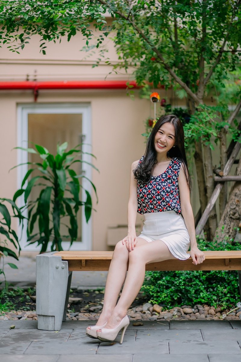 Butterfly collar top - 女装上衣 - 棉．麻 黑色