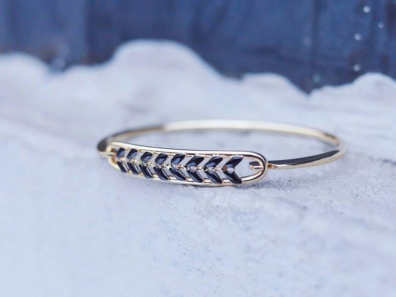 Mistletoe槲寄生 - Black  * 手环 - 手链/手环 - 纸 黑色