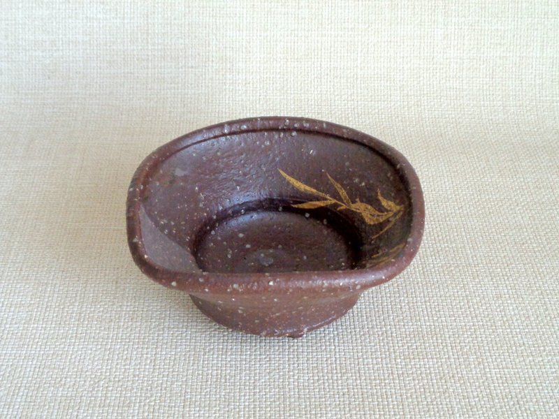 方形钵 金银彩草纹a - 碗 - 陶 咖啡色