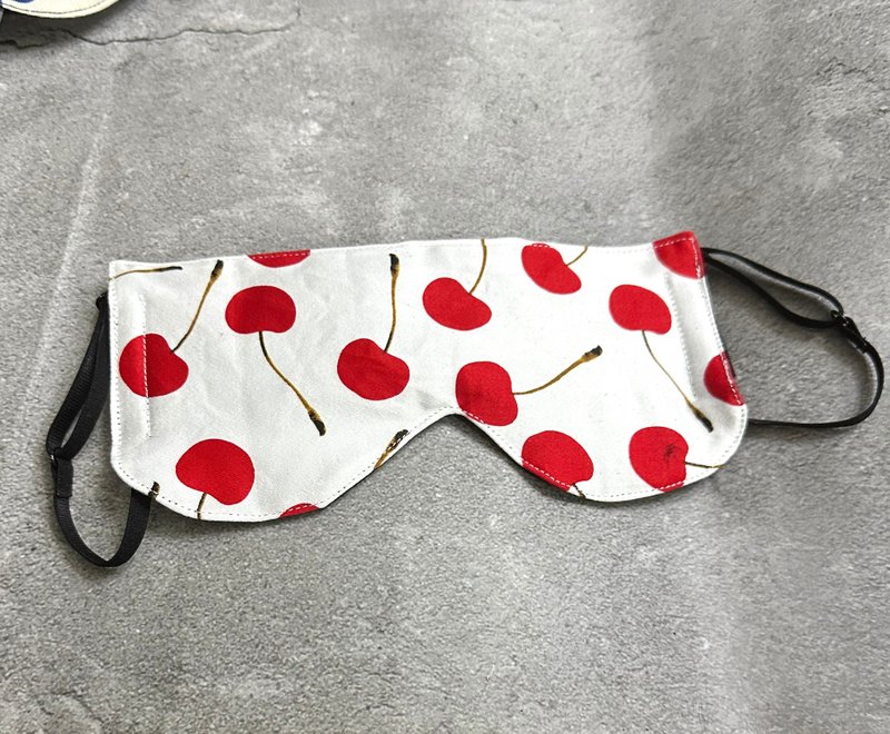 Sienna蚕丝内里舒眠慕斯眼罩 - 眼罩 - 棉．麻 红色