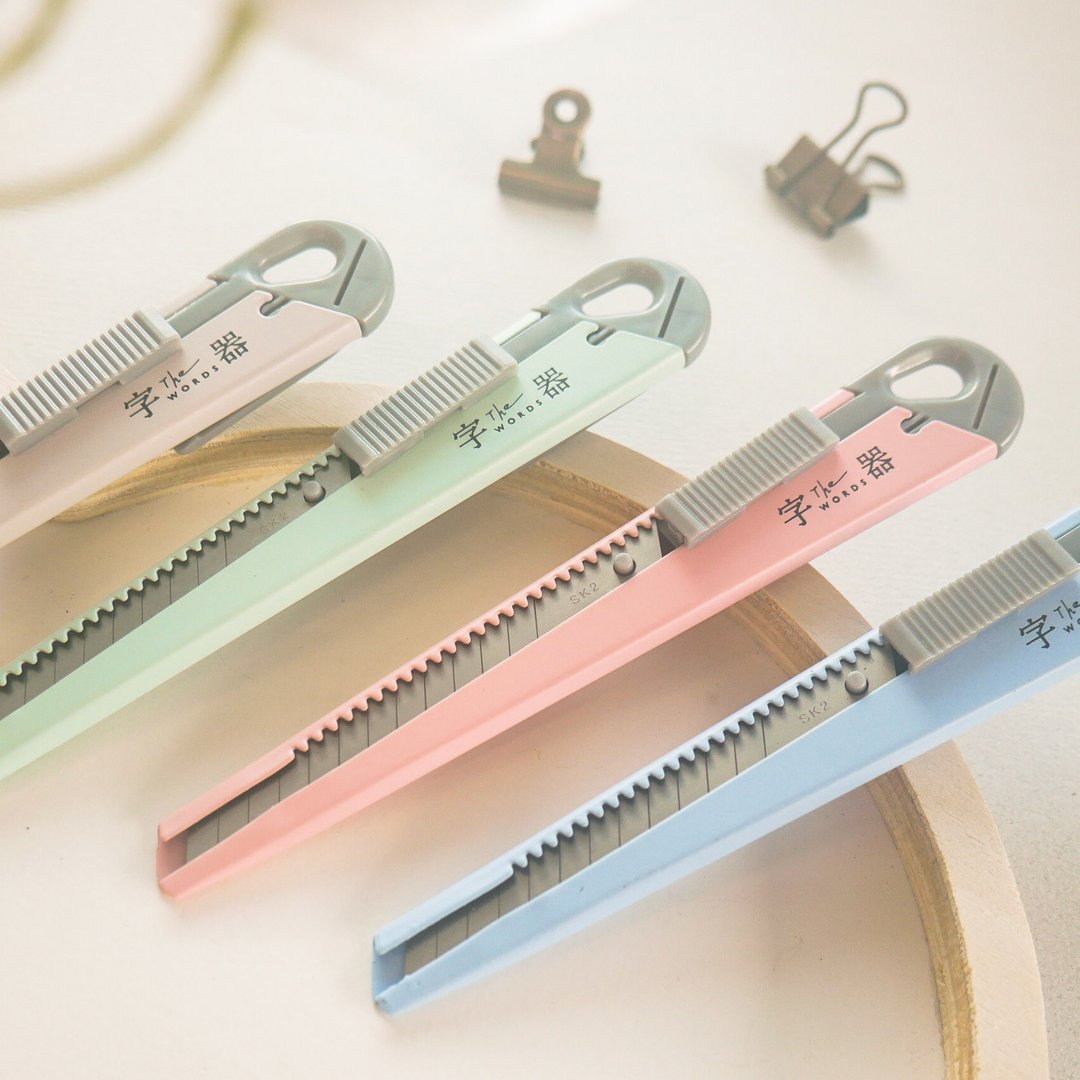 字器 - 美工刀。JKE-10。拆箱工具.拆信刀 - 剪刀/拆信刀 - 其他金属 