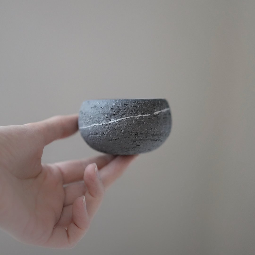 Stillness Pebble 陶瓷花岗鹅卵石头小茶杯 014 - 茶具/茶杯 - 陶 灰色