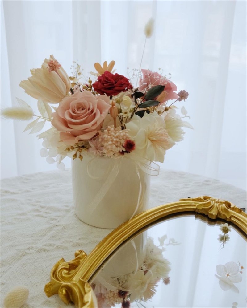 嗜花所 - 永生花 玫瑰花 盆花 桌花 开幕花礼 祝贺花礼 新居花礼 - 干燥花/捧花 - 植物．花 