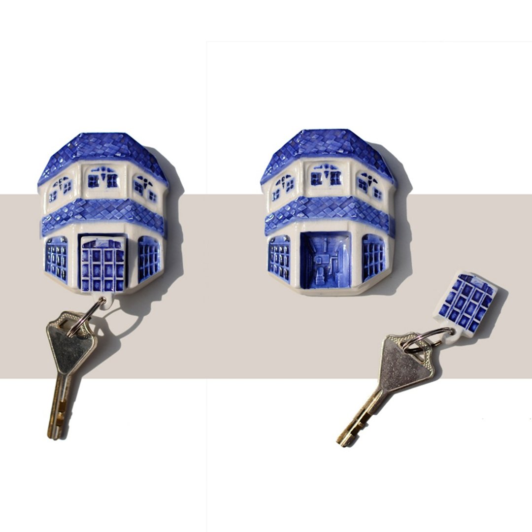 Magnetic ceramic keychain Old Town Collection - 花瓶/陶器 - 陶 蓝色