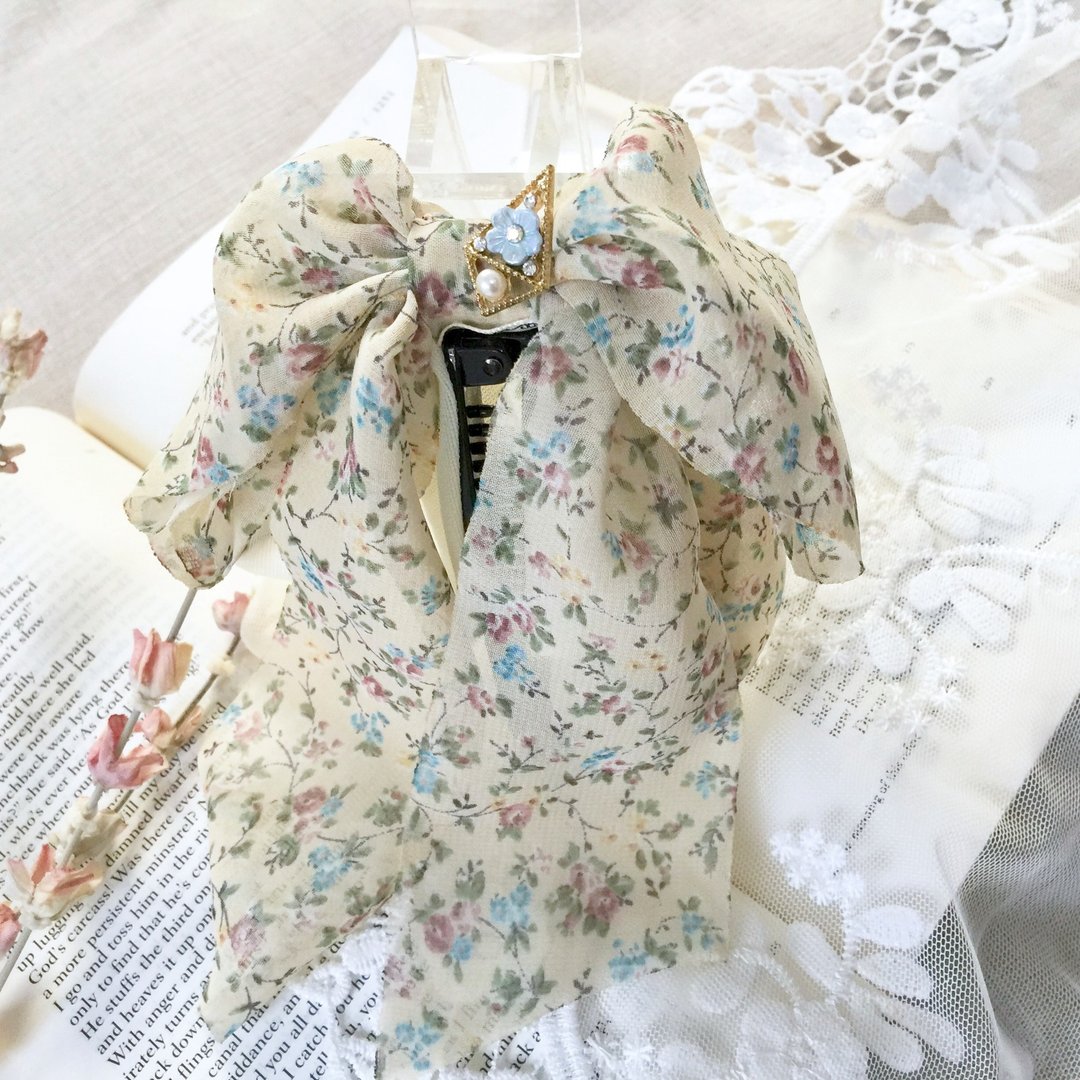 米黄 / 浪漫碎花日本雪纺香蕉夹 仙女夹 大蝴蝶结 相交夹 发圈 - 发饰 - 其他材质 多色