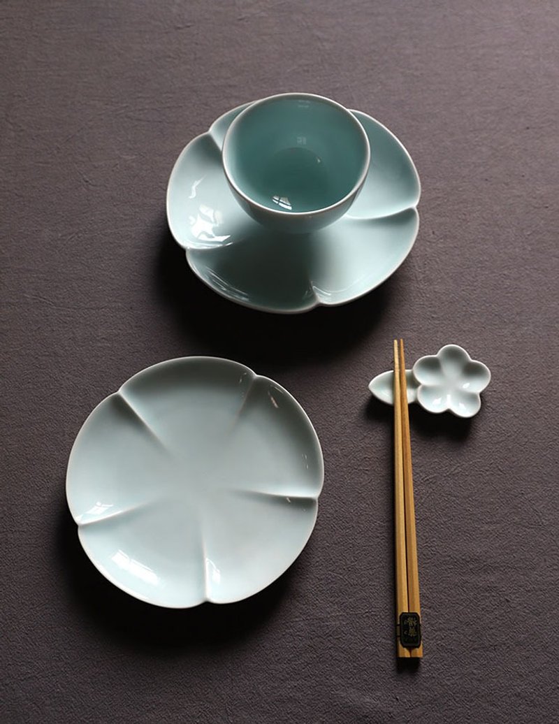 花瓣家用餐具套组 中式宋風 4件套 雅緻陶瓷 節日//慶典/入厝 - 盘子/餐盘/盘架 - 瓷 