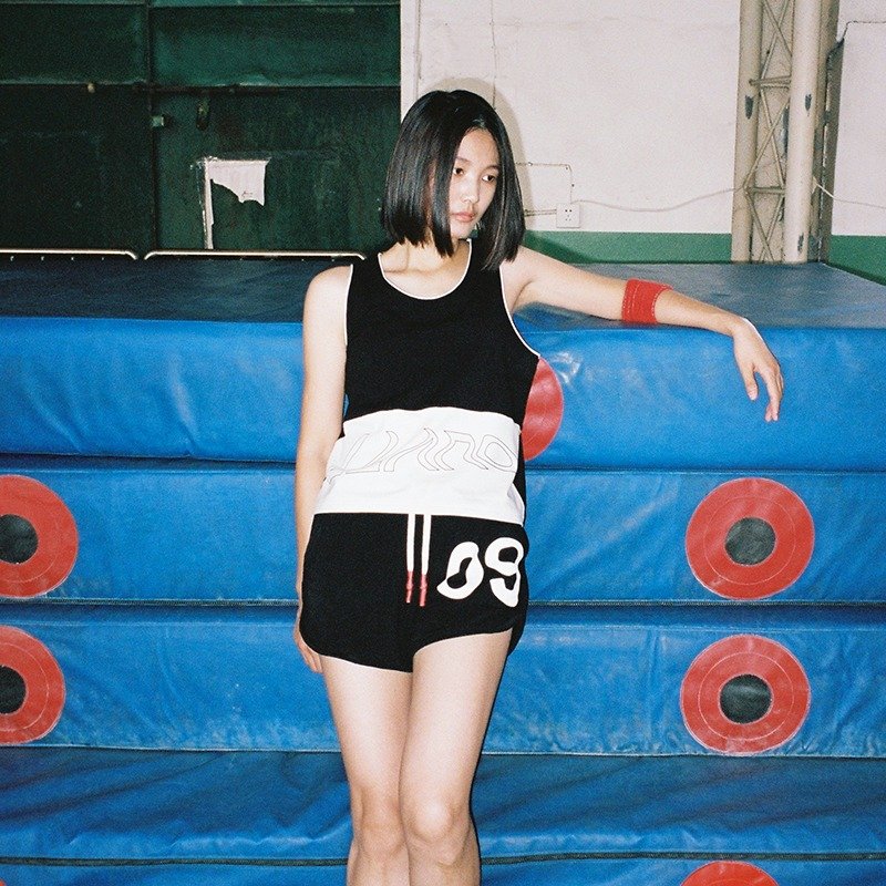 LLANO 运动系列 背心 黑色 - 女装背心 - 棉．麻 黑色