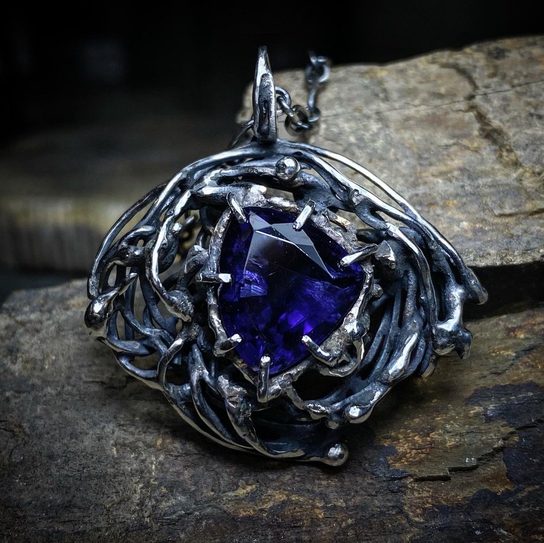 天然矿石 / 堇青石 / 5.19ct / 宝石级 /纯银项链 - 项链 - 纯银 紫色