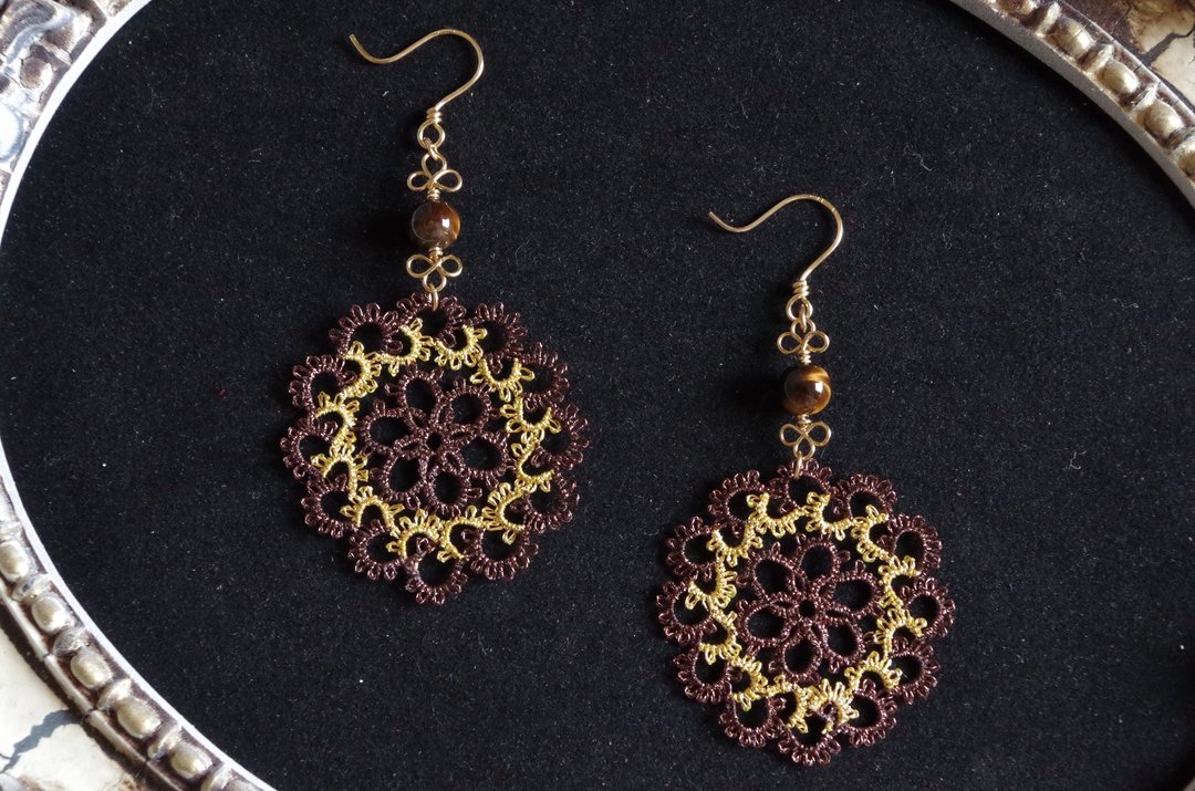Metallic thread tatting lace and tiger eye earrings - 耳环/耳夹 - 棉 咖啡色