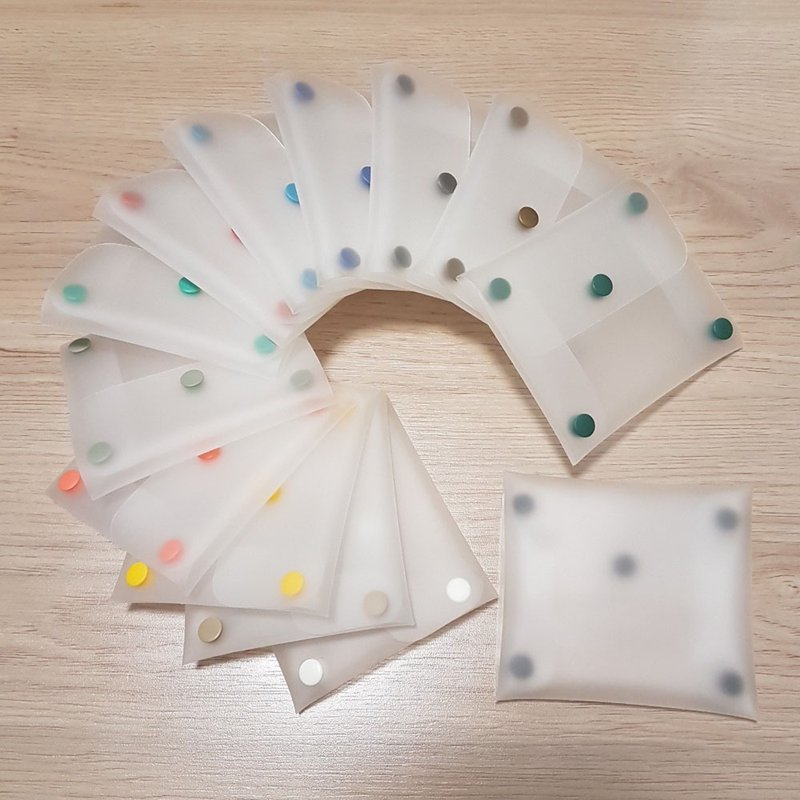 (2入)【TPU】抗菌防水小物袋/半透明/多色/可展开/好清洗 - 收纳用品 - 塑料 多色