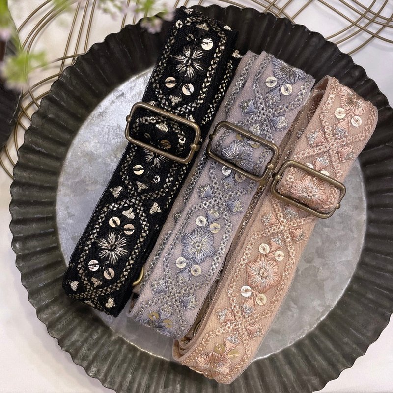 刺绣手机背带 可调节背带 好烦小姐 - 手机配件 - 其他人造纤维 蓝色