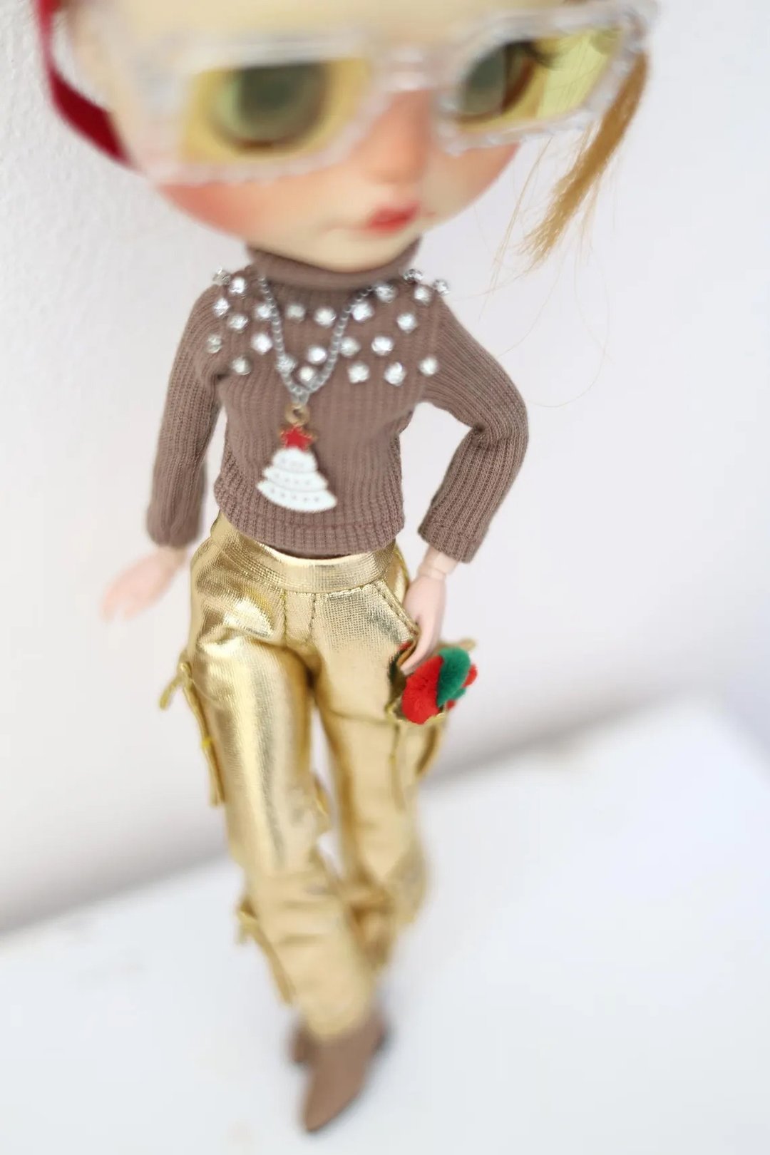 全新：为 Neo Blythe 娃娃设计的时尚服饰，风格独特。 - 玩具/玩偶 - 棉 