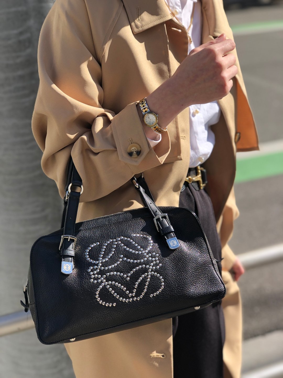 【 日本直送 名牌中古包 】LOEWE 罗威 手提包 黑色 Anagram 铆钉 皮革 迷你波士顿包 vintage 古董 ebimhj - 手提包/手提袋 - 真皮 黑色