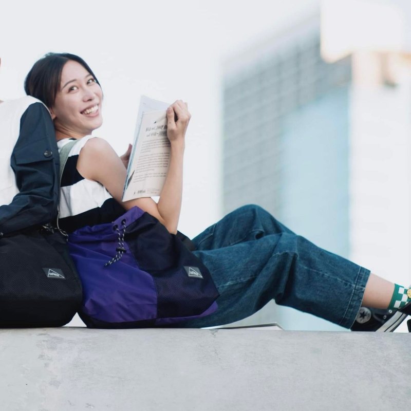 Dominic抽绳单肩袋 - 侧背包/斜挎包 - 环保材料 紫色