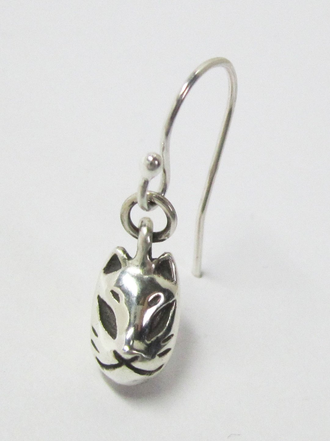 Fox face HOOK PIERCE - 耳环/耳夹 - 其他金属 银色