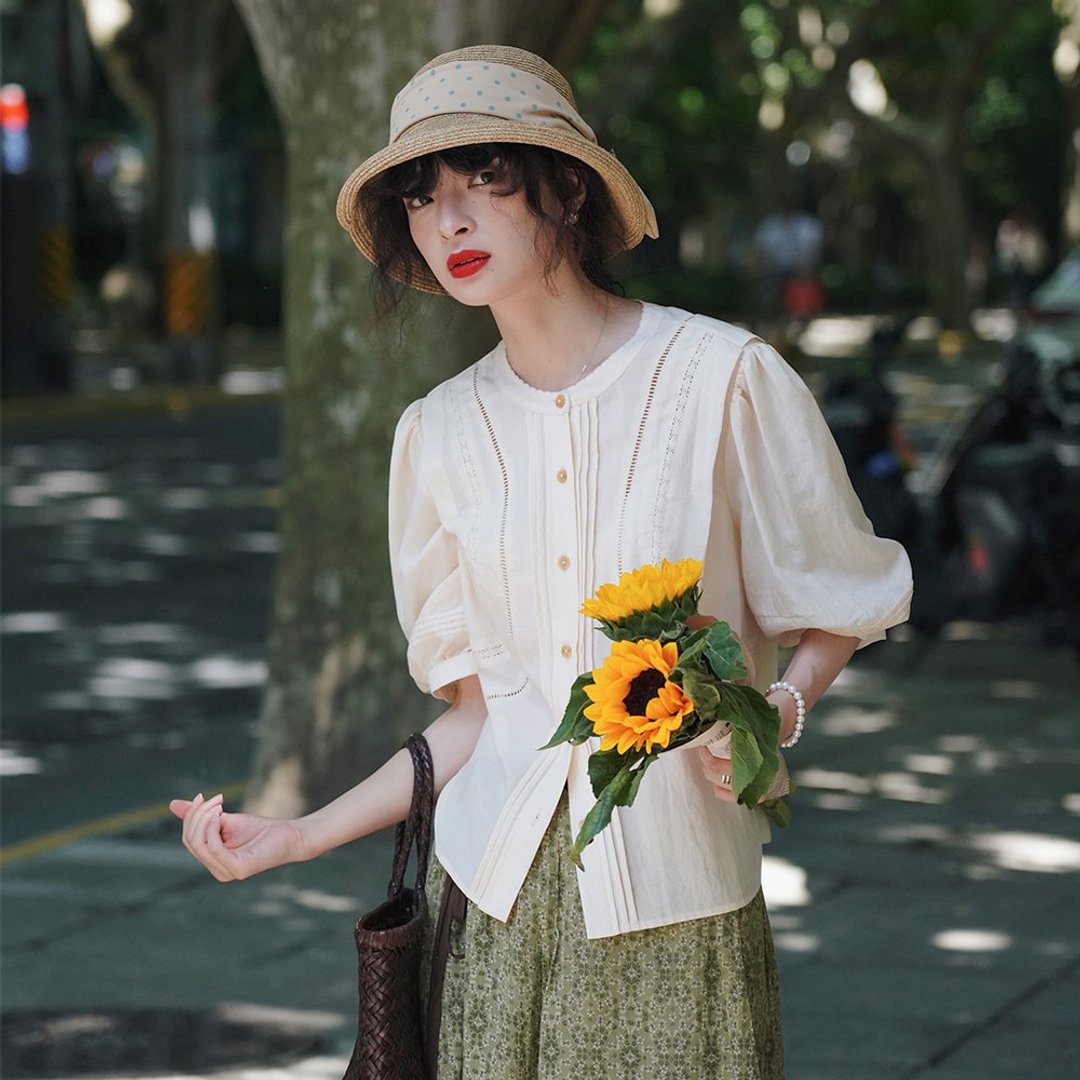 杏色公主袖蕾丝拼接衬衫|衬衫|夏款|天丝混纺|Sora-748 - 女装衬衫 - 其他人造纤维 