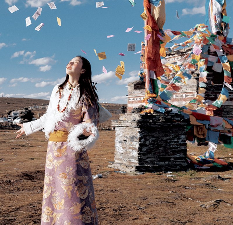 【嫣然】新中式复古藏风 温柔织物藏袍 - 洋装/连衣裙 - 其他材质 紫色