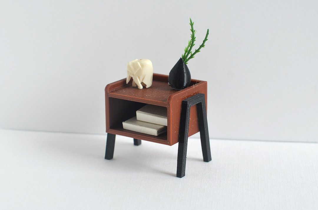 Miniature dollhouse nightstand Bedside table for doll Scale 1/12 - 玩偶/公仔 - 塑料 咖啡色