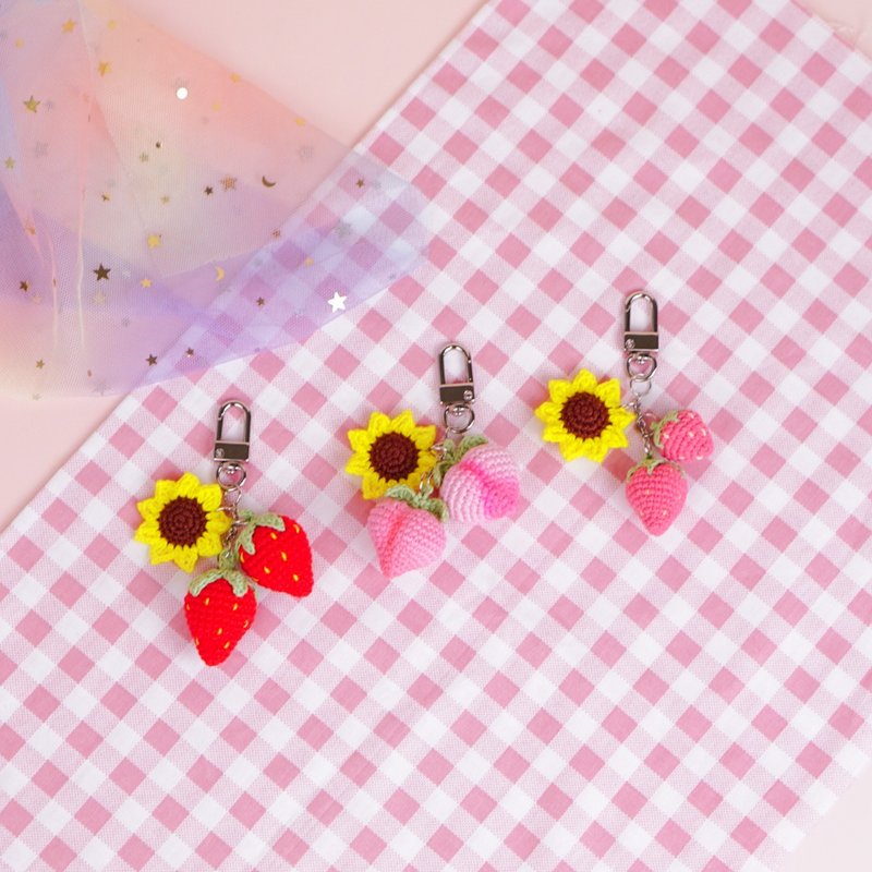 peach  strawberry sunflower keychain charm zipper  keyring key chain - 吊饰 - 棉 多色
