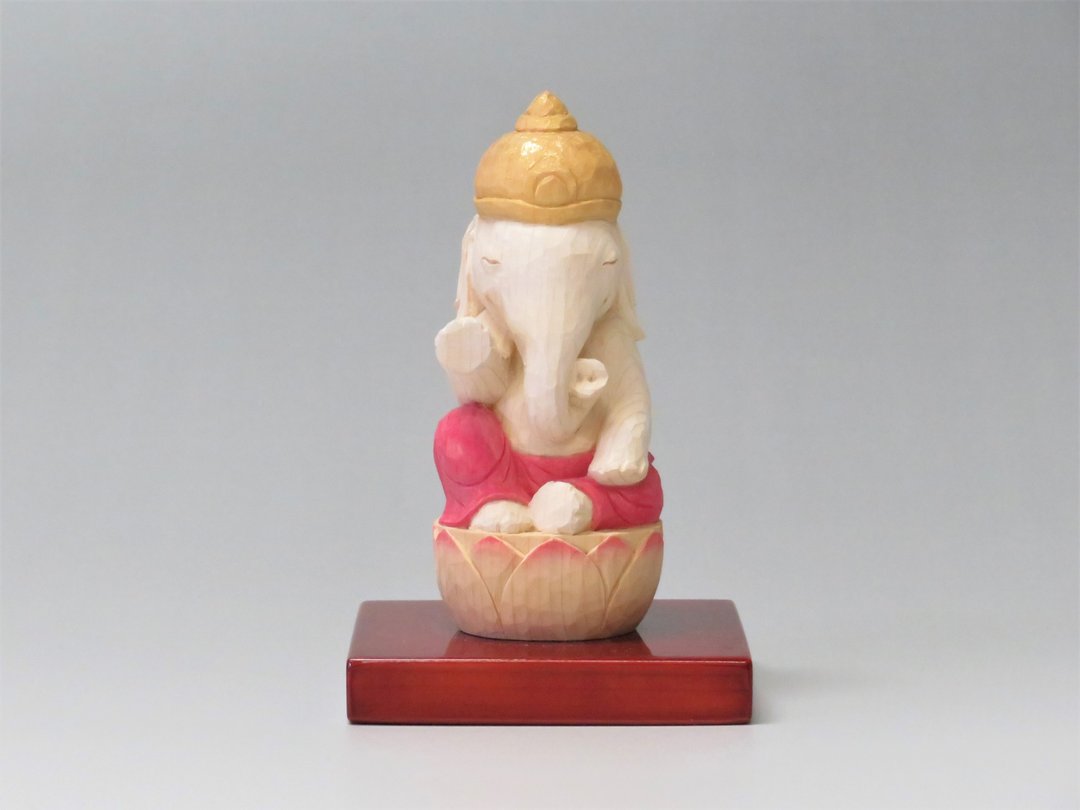 Wood carving elephant 2012 - 玩偶/公仔 - 木头 白色