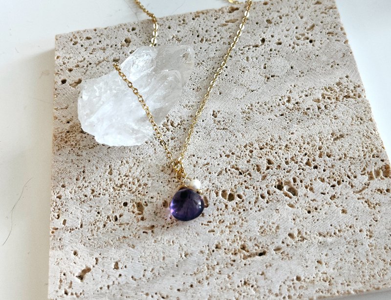宁静优雅 . 紫水晶 x 迷你珍珠 颈链项链 . 天然石 日式轻珠宝 - 项链 - 宝石 