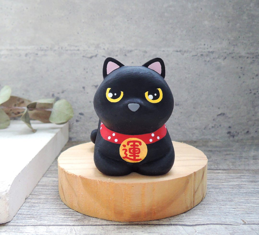 招好运小黑猫摆饰 手工木制疗愈小木雕公仔 定制化 猫咪 - 摆饰 - 木头 黑色