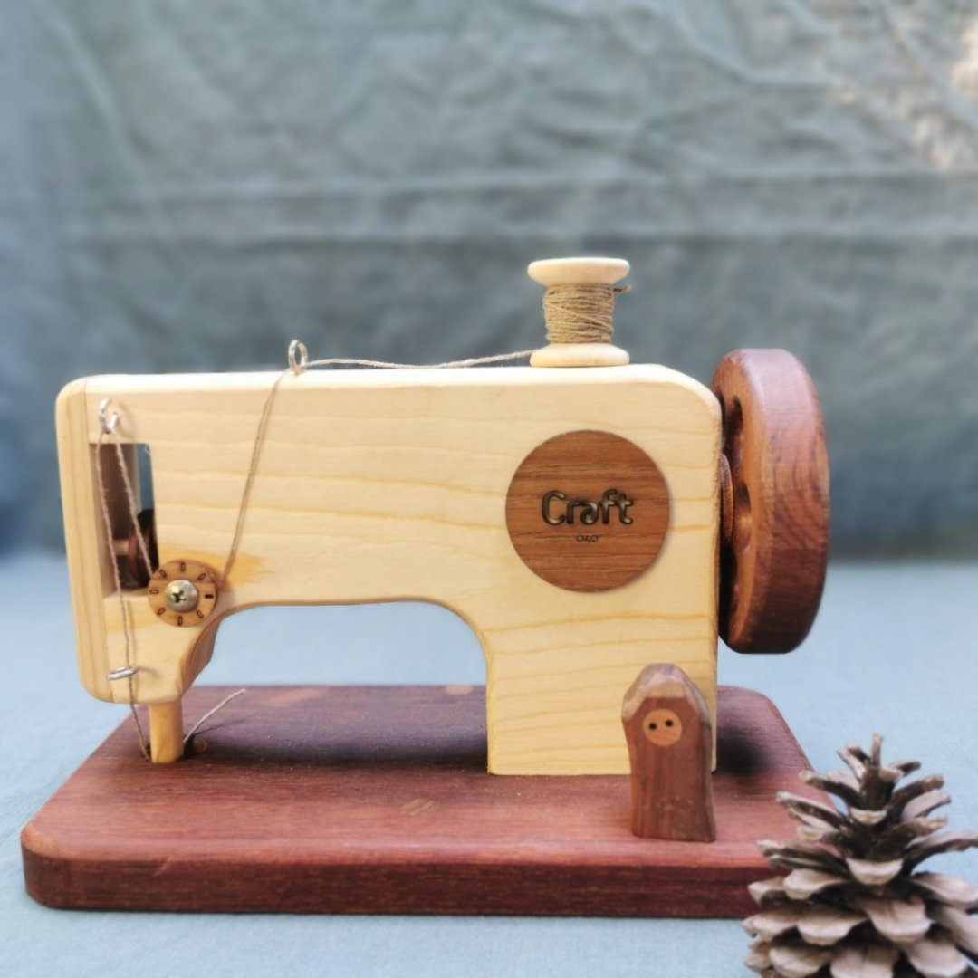 Wooden sewing machine : Papa - 摆饰 - 木头 咖啡色