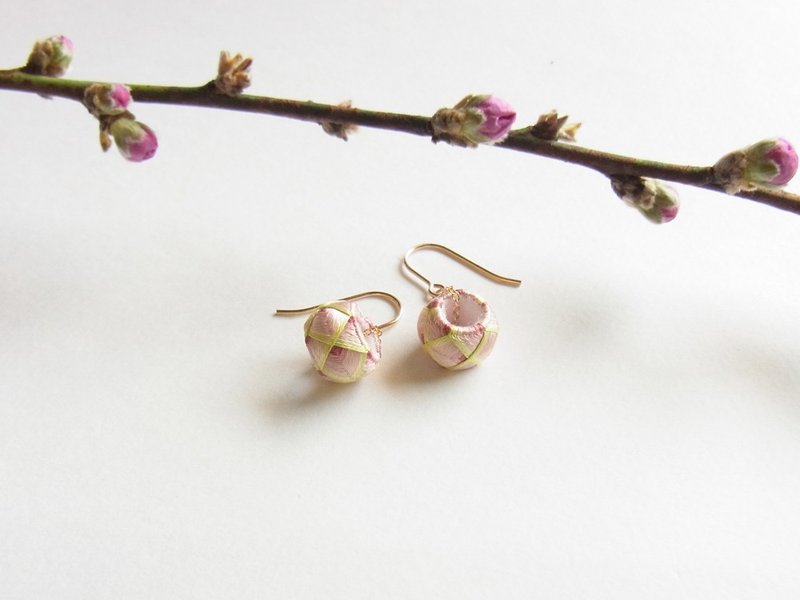 Kaga thimble Clip-On Hazakura - 耳环/耳夹 - 丝．绢 粉红色