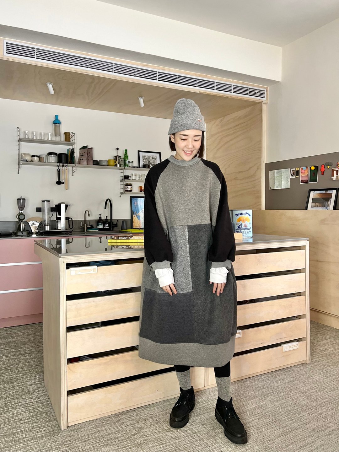 灰阶拼接保暖洋装 - 中性连帽卫衣/T 恤 - 其他材质 灰色