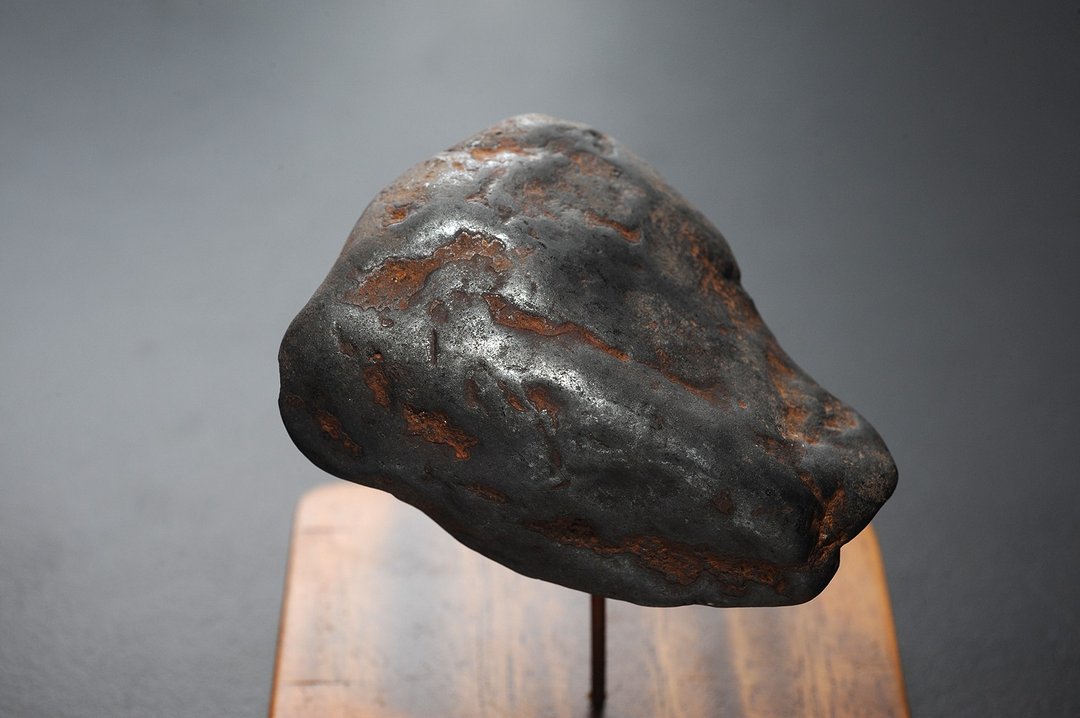 西藏天铁 矿石/水晶/灵修/开运/招财/破煞/防小人 - 摆饰 - 贵金属 