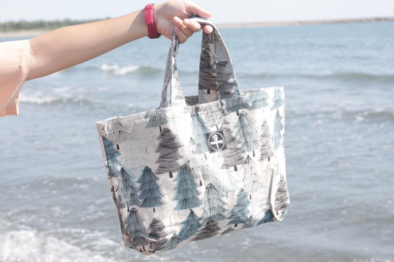 偷偷喊我/ 大托特包-发现蓝色森林 - 手提包/手提袋 - 纸 蓝色